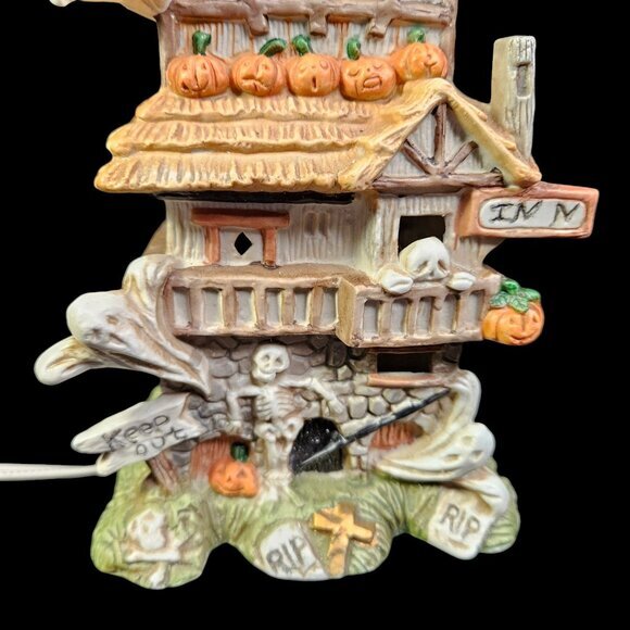 Haunted House Halloween Decoration Light Up Ghosts Spooky Scary Painted Ceramic‎ - Picture 5 of 12